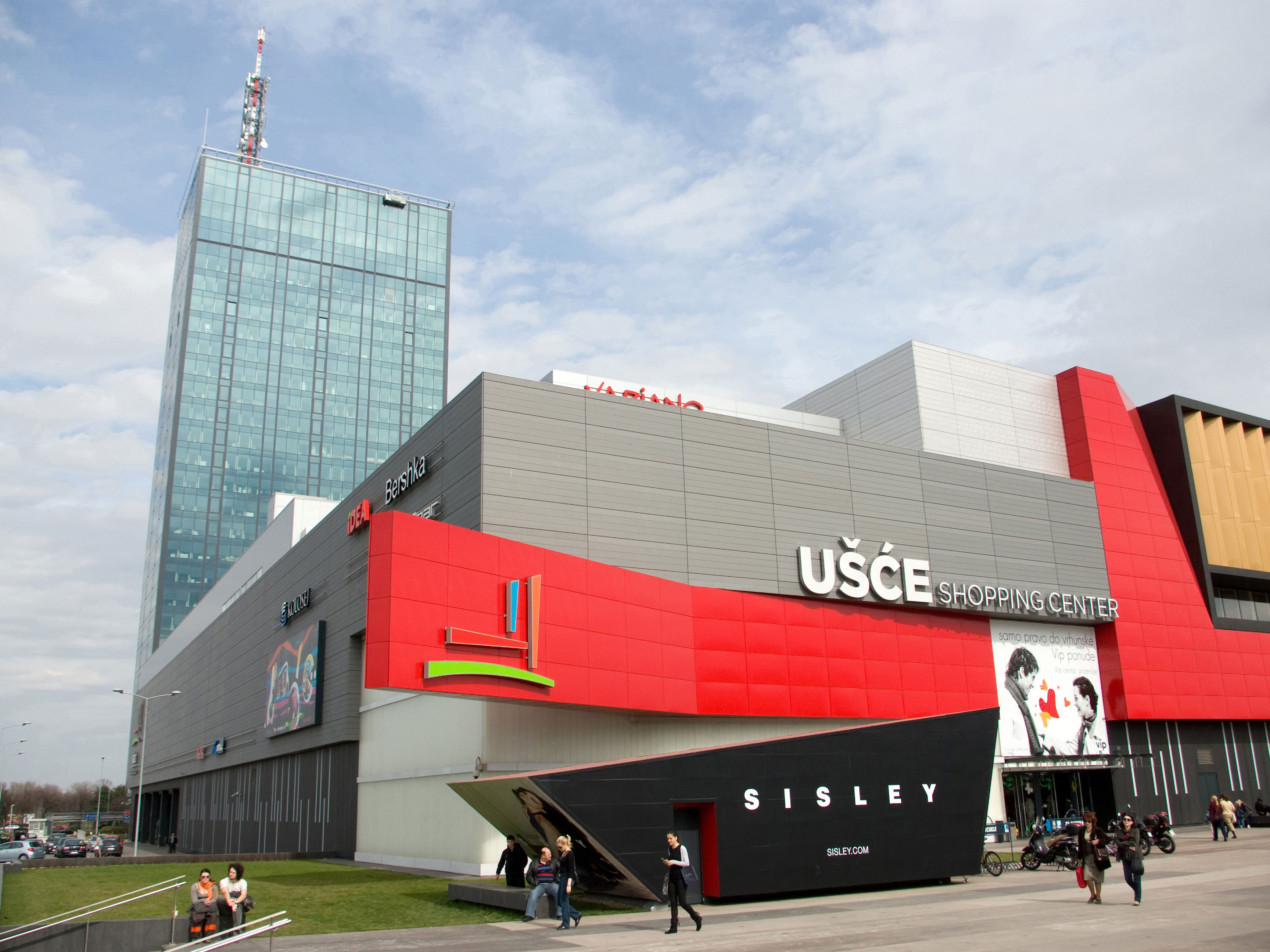 USCE Shopping Center